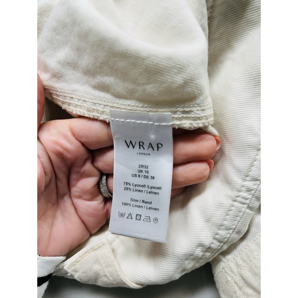 Wrap London Shorts Contrast-fabric shorts TENCEL™ lyocell & linen - Picture 9 of 13